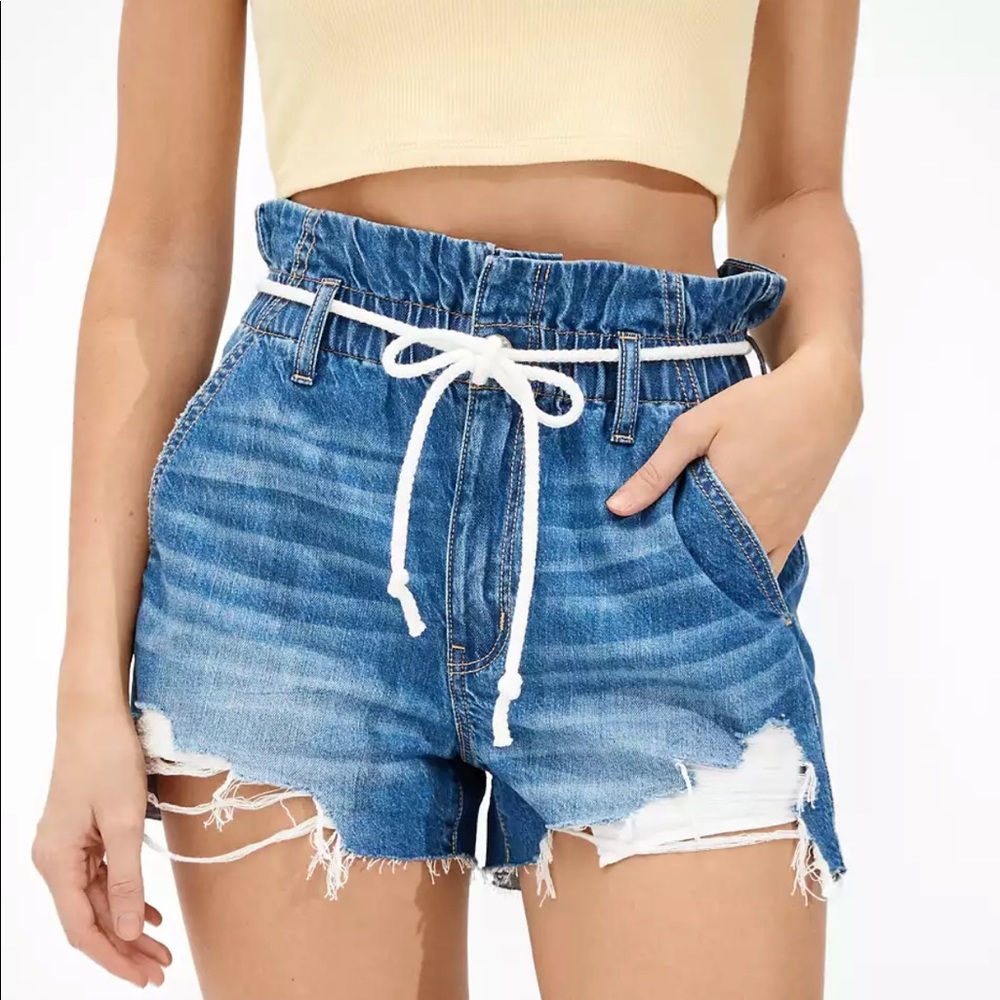 SOLD American Eagle mom shorts